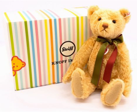 Steiff British Collectors Bear 2019, white tag 690761, mohair, chest tag, within Good Plus box, Excellent Plus, 14.5"/37cm.