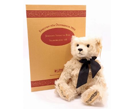 Steiff Johann Strauss Musical Teddy, white tag 660030, LE 1847 exclusive to Austria in 1999, mohair, key-wind mechanism plays