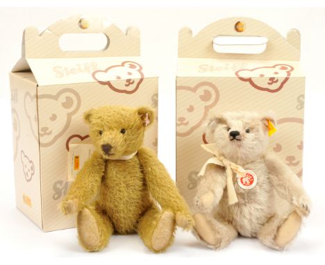 Steiff pair including: (1) Margarete Steiff 125 anniversary bear, white tag 038143, swing label certificate, within Good box,