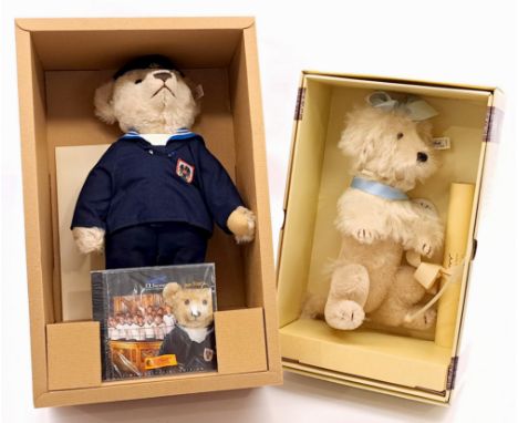 Steiff pair including: (1) Vienna Choir Boy, white tag 996634, LE 3000, 1988/1999, plus CD of the Vienna Boy's Choir - a spec