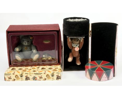 Steiff miniature teddy bear pair: (1) Dolly Circus Teddy, white tag 669750, LE 1500, North American exclusive, mohair, bear i
