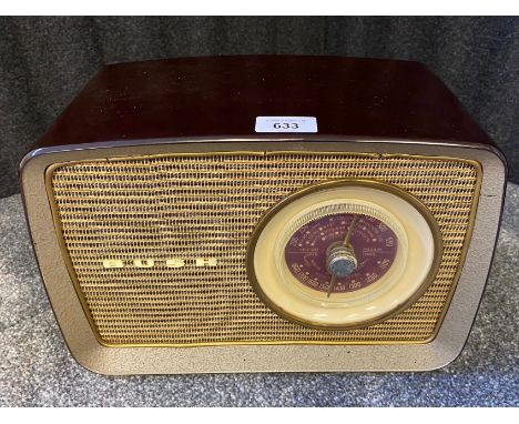 A Vintage Bush radio- bakelite body. 