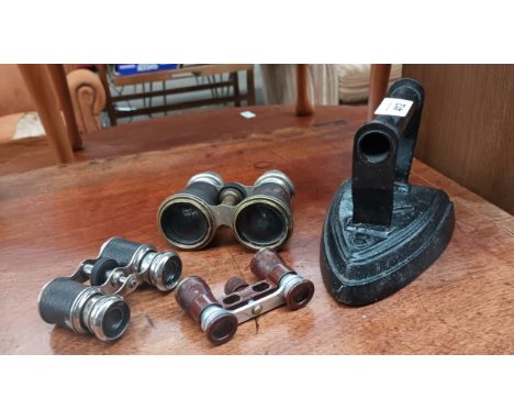 A lot of vintage binoculars and  iron 