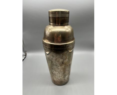 A Vintage E.P Cocktail shaker. 