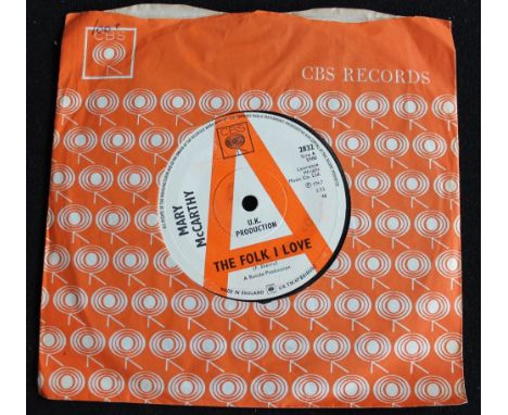 MARY McCARTHY - THE FOLK I LOVE - Scarce promo single issued on CBS (2832 red/white label). The record is in great Ex+ condit