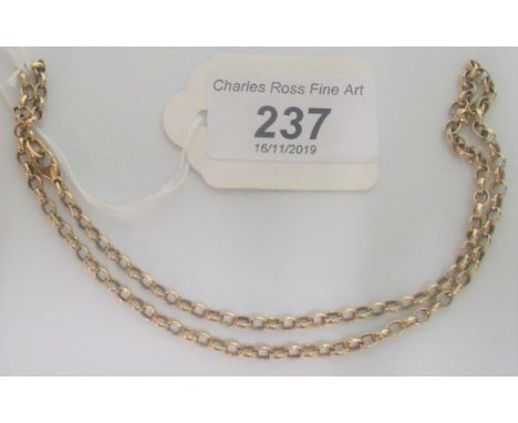 A 9ct gold chain link necklace. Condition Report: Weight = 8.9 g 