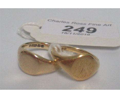 An 18ct gold signet ring, monogram engraved, together with a 9ct gold signet ring. Condition Report: Weight:9ct = 4.3 g 18ct 