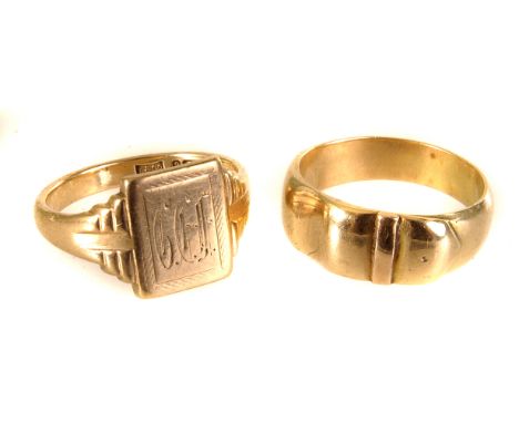 A gents 9ct gold signet ring, together with a yellow metal ring, approx 13g