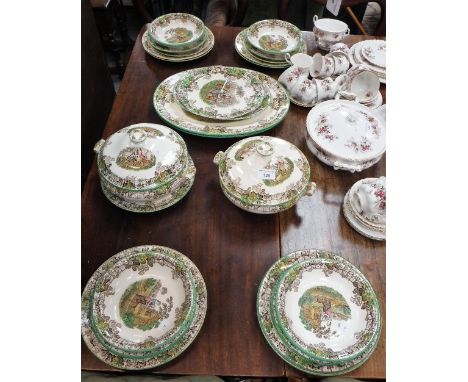 A COPELAND SPODE "SPODE'S BYRON" DESIGN DINNER SERVICE 