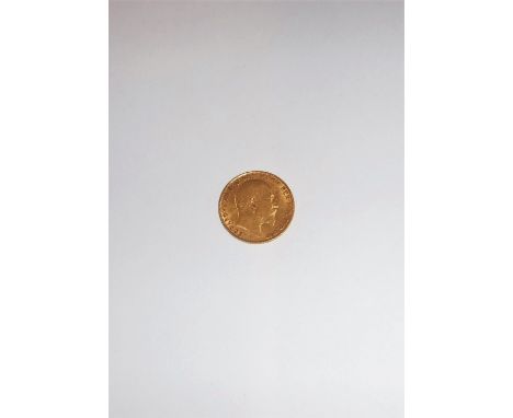 A GOLD HALF SOVEREIGN 1910 