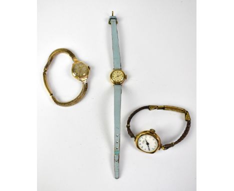 OMEGA; a 9ct gold ladies' wristwatch, the white dial set with baton and Arabic numerals, on a 9ct yellow gold chevron bracele