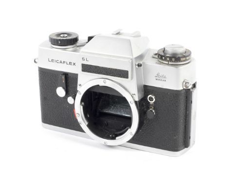 A silver Leica Leicaflex SL 35mm SLR camera body. Serial number 1276539
