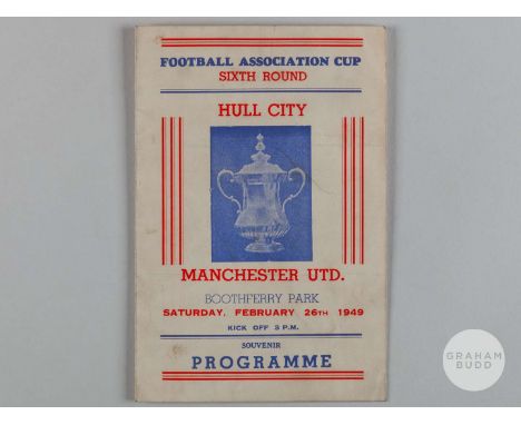 Hull City v Manchester United F.A.Cup pirate match programme, 26th February 1949, folds.