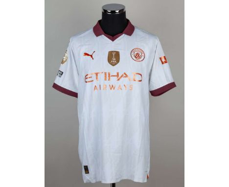 Erling Haaland white and maroon No. 9 Manchester City short-sleeved shirt, 2023-24, Puma, XL, with v-neck collar and printed 