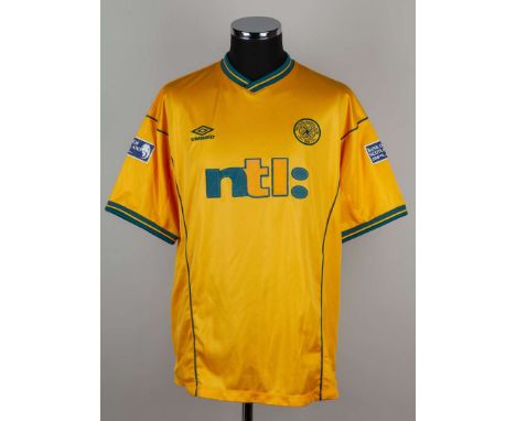 Stan Petrov yellow and green No.19 Celtic short-sleeved shirt, 2000-01, Umbro, XL, with v-neck collar and embroidered badge i