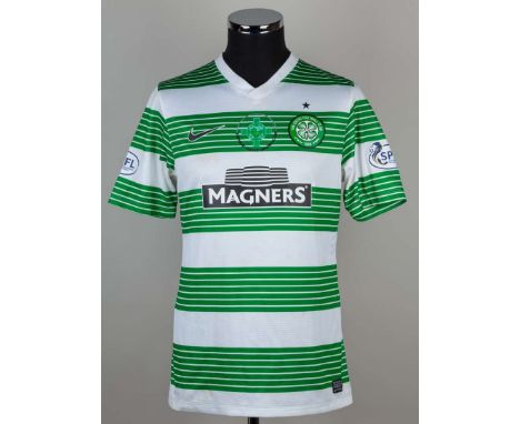Stefan Johansen green and white No.25 Celtic Famine Memorial match issued short-sleeved shirt, 2014, Nike, with v-neck collar