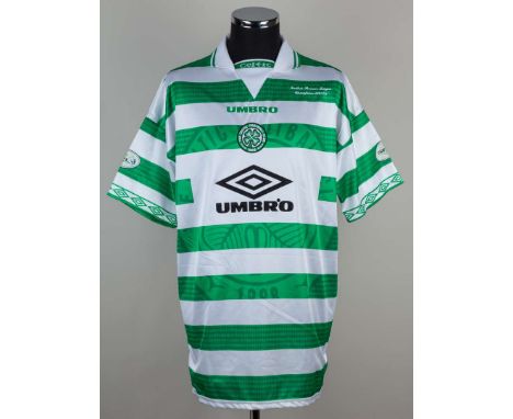 Enrico Annoni green and white No.17 Celtic short-sleeved shirt, 1998-99, Umbro, XL, with v-neck style collar and embroidered 