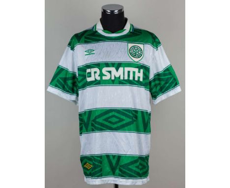 Green and white No.3 Celtic short-sleeved shirt, 1994-95, Umbro, XL, with crew-neck collar and embroidered cloth badge inscri