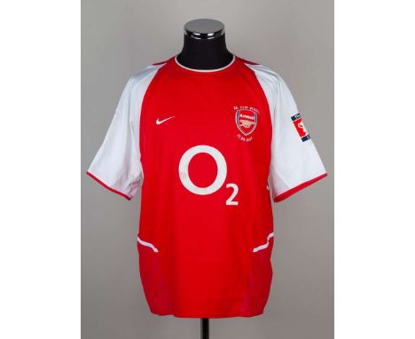 Robert Pires red and white No.7 Arsenal autographed short-sleeved shirt, 2003, Nike, L, with crew-neck collar and embroidered