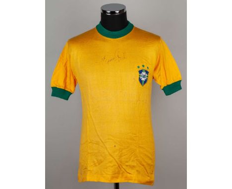 Pelé signed yellow Brazil No.10 shirt, by Athleta, 3 Stars, short-sleeved.The following lots 779 to 879 relate to the career 