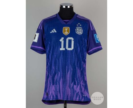 Lionel Messi purple and white No.10 Argentina short-sleeved away shirt, 2023, Player issue, Adidas, size M, crew neck collar,