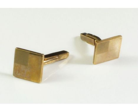 A pair of gentlemans 9ct gold cufflinks ? 9.3 grams 