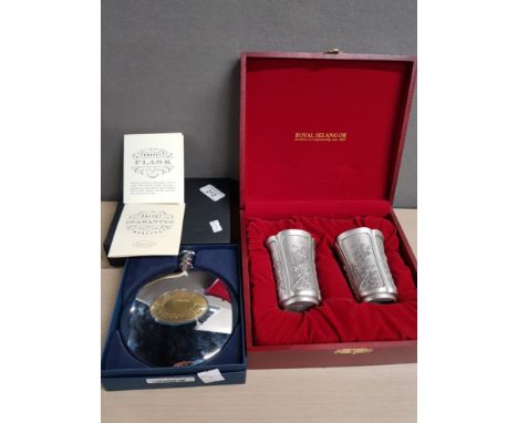 STAINLESS STEEL DALVEY FLASK AND TWO ROYAL SELANGOR PEWTER PIECES IN PRESENTATION BOX