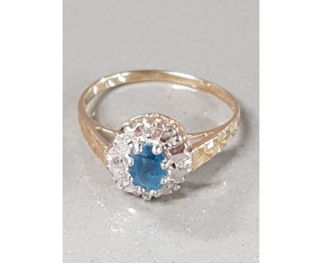 9CT GOLD AND BLUE STONE RING