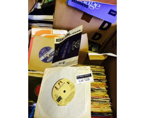 Records : A good box of mainly soul 45's incl Atlantic and Motown etc, 100+.