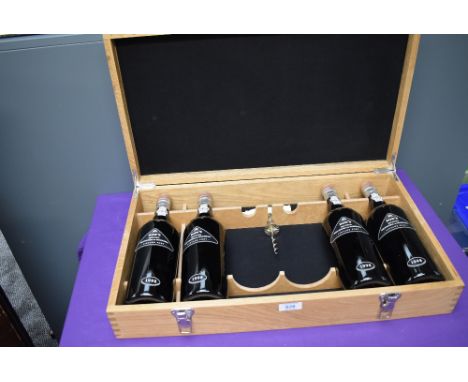 Four bottles of Dows Quinta Senhora da Ribeira 1998 Vintage Port, bottled in 2000, 20%vol 75cl in polished Oak presentation c