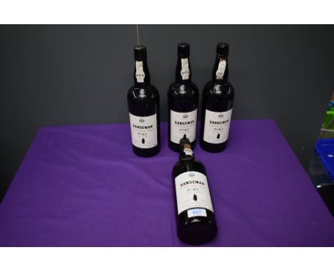 Four bottles of 1982 Sandemans Vintage Port, bottled in 1984, 75cl, no abv, two bottles with slight seepage
CONDITION REPORT
