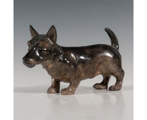 Standing dog figurine with light gray belly. Gloss finish. Backstamp Royal Doulton England R in green. Issued: 20th centuryDi