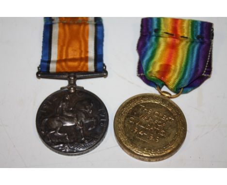 TWO WWI MEDALS AWARDED TO 6830 PTE P CHOWN 16 LOND R