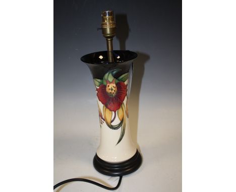A LARGE MOORCROFT ANNA LILLY PATTERN FLUTED TABLE LAMP
