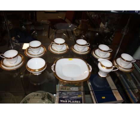 AN AYNSLEY ARGOSY GILT PART TEA SERVICE