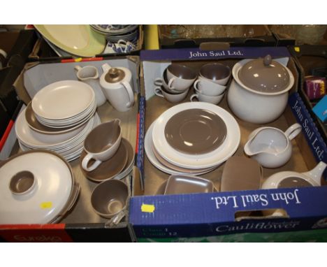 TWO TRAYS OF POOLE TEA &amp; DINNERWARE 