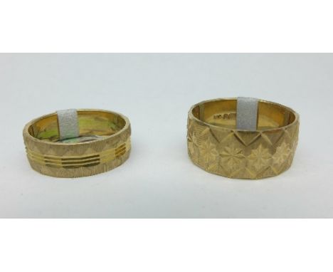 Two 9ct gold rings, 7.7g, L and M