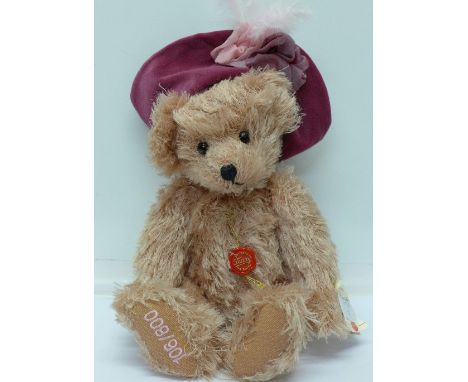 A Steiff bear, Henrietta, 106 of 800