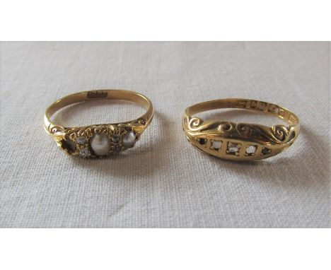 2 18ct gold rings (both missing stones) - diamond chip gypsy ring size M 1.6 g, pearl and diamond ring size N/O 2.6 g