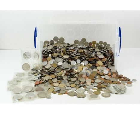A large collection of World &amp; Commonwealth coins to include a good selection of silver examples. 