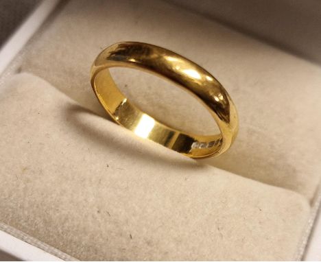 22ct Gold Wedding Band Ring, 3.17g &amp; size K