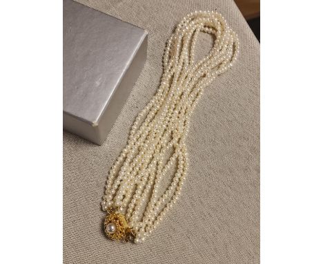 Vintage Pearl Choker Necklace w/a Gilt Silver Clasp