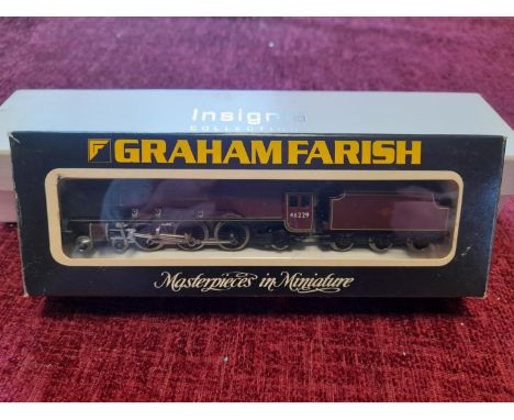 Graham Farish N Gauge No. 1816 Duchess Class ‘Duchess of Hamilton’ BR Red - Railway Train Model Loco Toy Interest