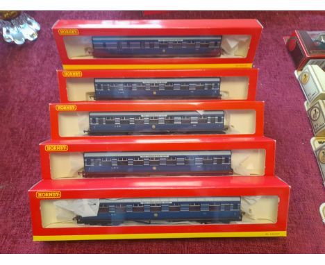 Rake of 5 Hornby OO LMS Coronation Scot Royal Blue Carriages including R4127A Brake Coach ‘5812’, R4128A 1st Coach ‘1069’ and