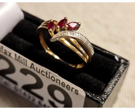 9ct Gold, Garnet &amp; Diamond Ring, size K