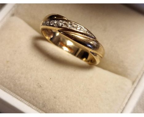 9ct Gold and Diamond Wedding Band Ring, 2.3g and size K