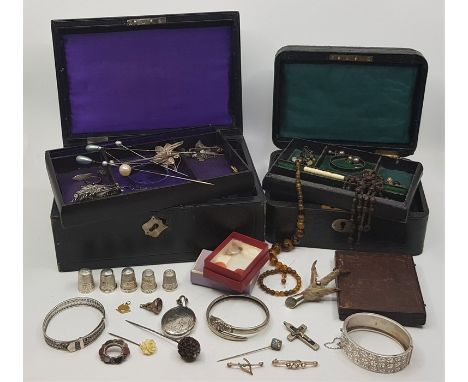 A large collection of antique and vintage jewellery, to include: a precious yellow metal and seed pearl set bar brooch (yello