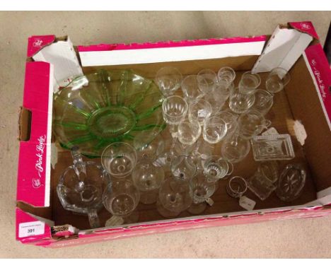 A quantity of vintage glassware to include victorian samples