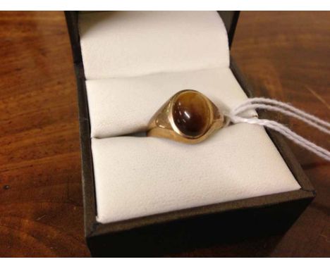 9ct gold ladies ring with tigers eye cabouchon, weight approx 2.5g, size M 1/2