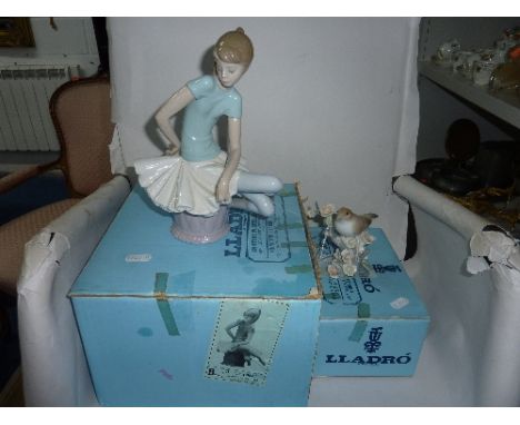 TWO BOXED LLADRO FIGURES, seated ballet dancer and a Nightingale (2)